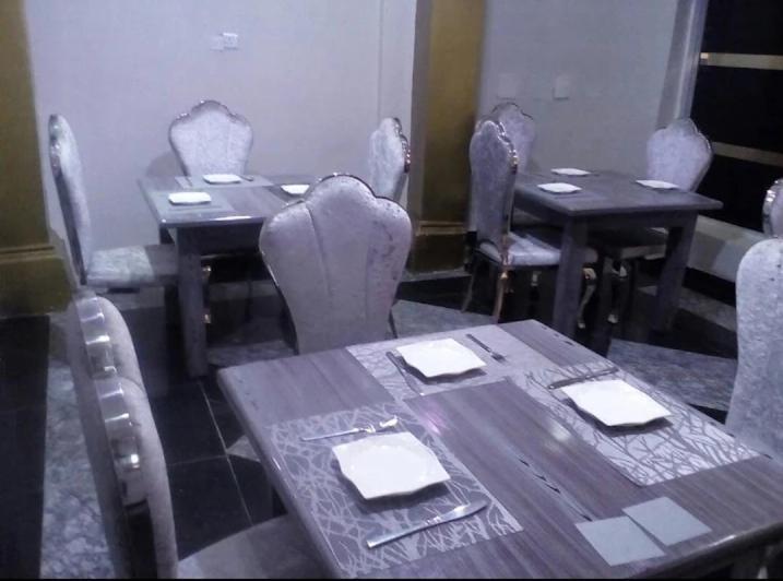 E-Suites Hotel, Абуджа Экстерьер фото