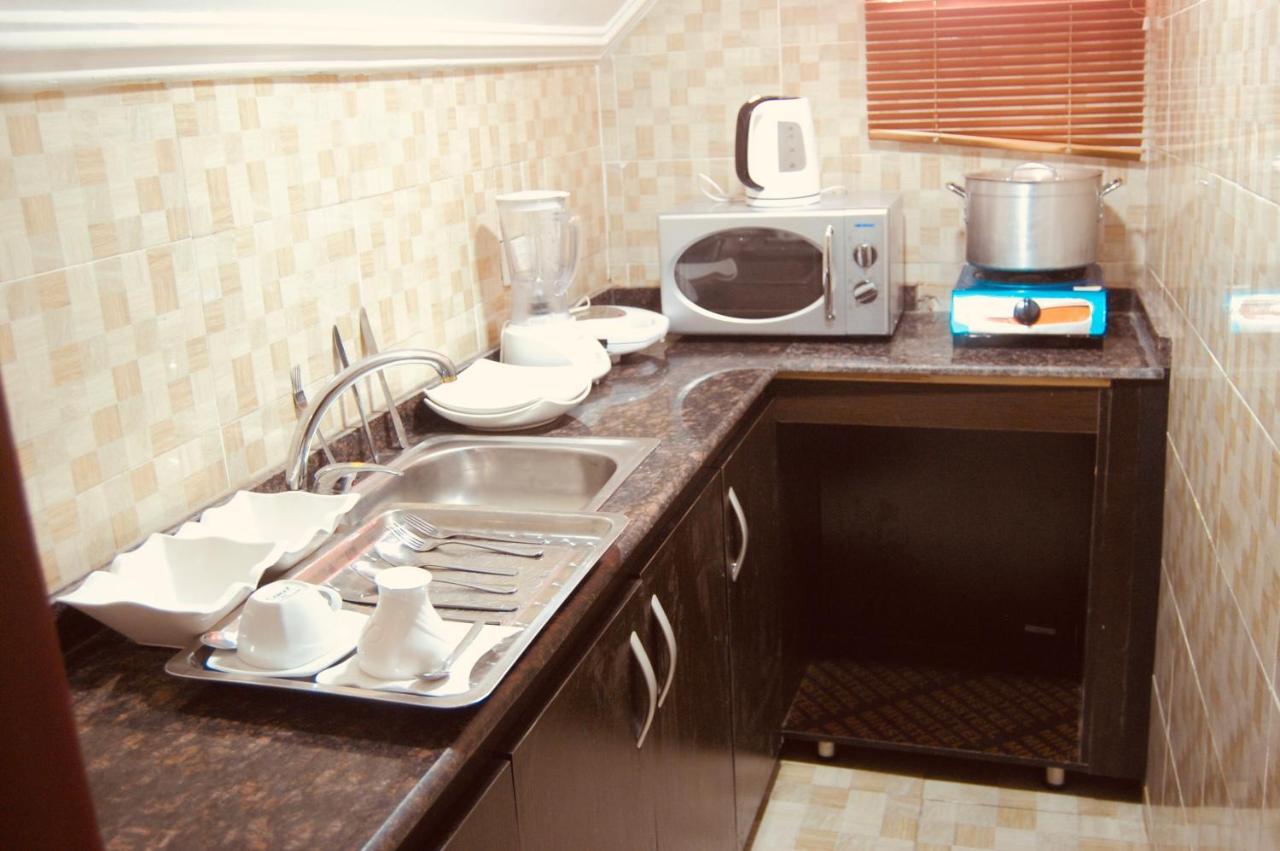 E-Suites Hotel, Абуджа Экстерьер фото
